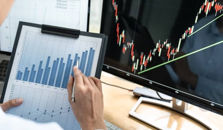 Easynorr Turns Market Chaos into Clean Profits